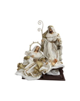 Sagrada Família com veste em cor natural e dourado