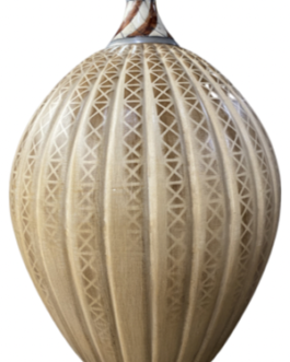 Vaso M Noida Bojudo, em cerâmica, com boca longa em material natural OS e metal prateado